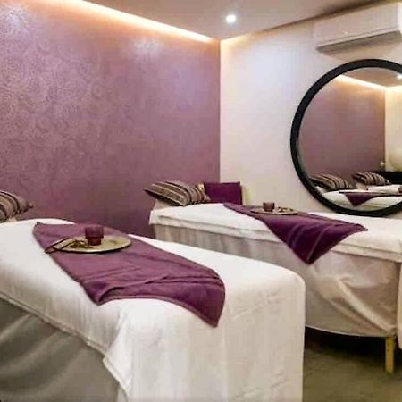 Your Exclusive Studio In The City - Top Amenities & Services For Free!! 신데 델 카르멘 외부 사진