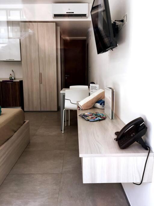 Your Exclusive Studio In The City - Top Amenities & Services For Free!! 신데 델 카르멘 외부 사진