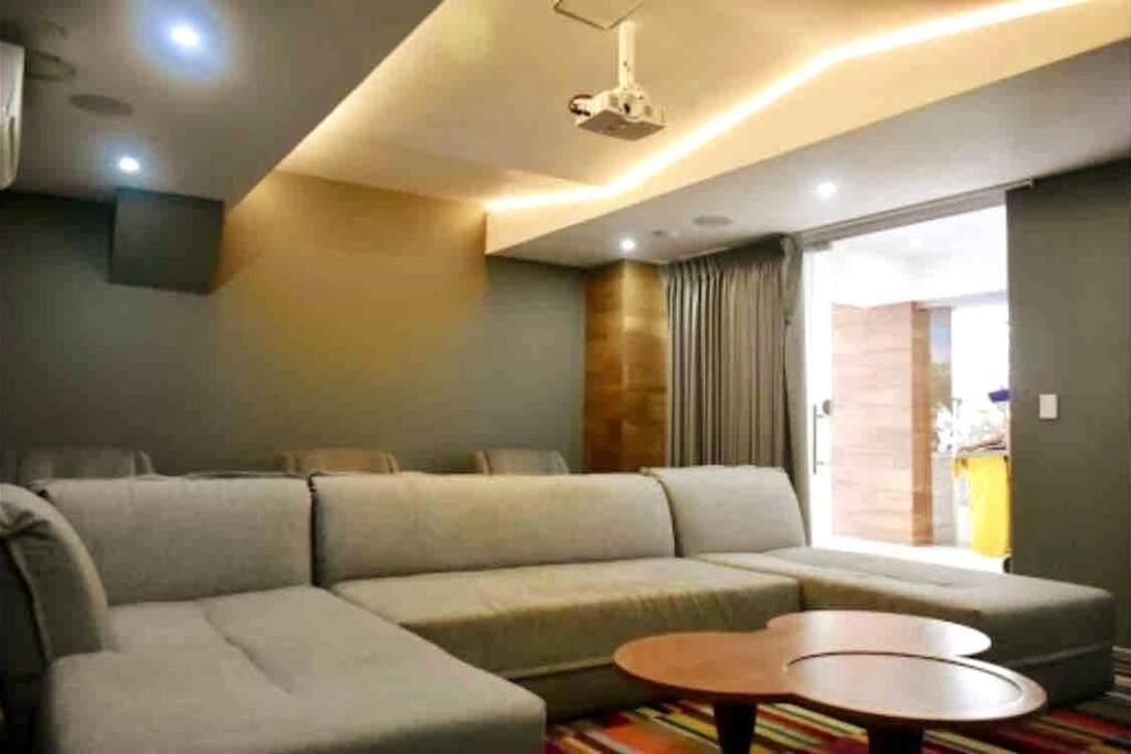 Your Exclusive Studio In The City - Top Amenities & Services For Free!! 신데 델 카르멘 외부 사진