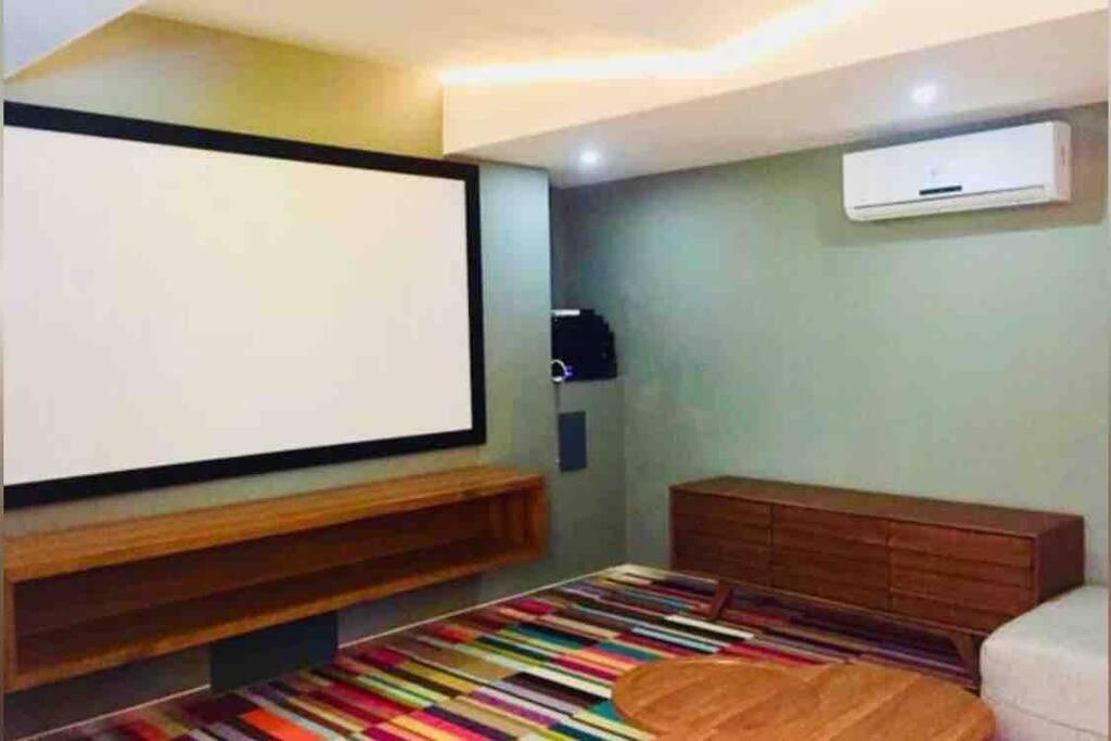 Your Exclusive Studio In The City - Top Amenities & Services For Free!! 신데 델 카르멘 외부 사진